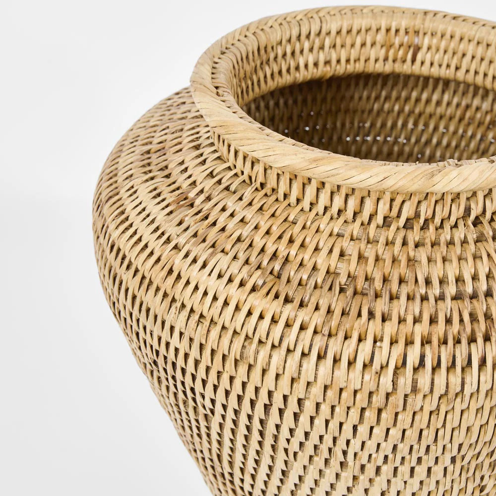 Hamptons Rattan Urn/Pot | Honey Tan