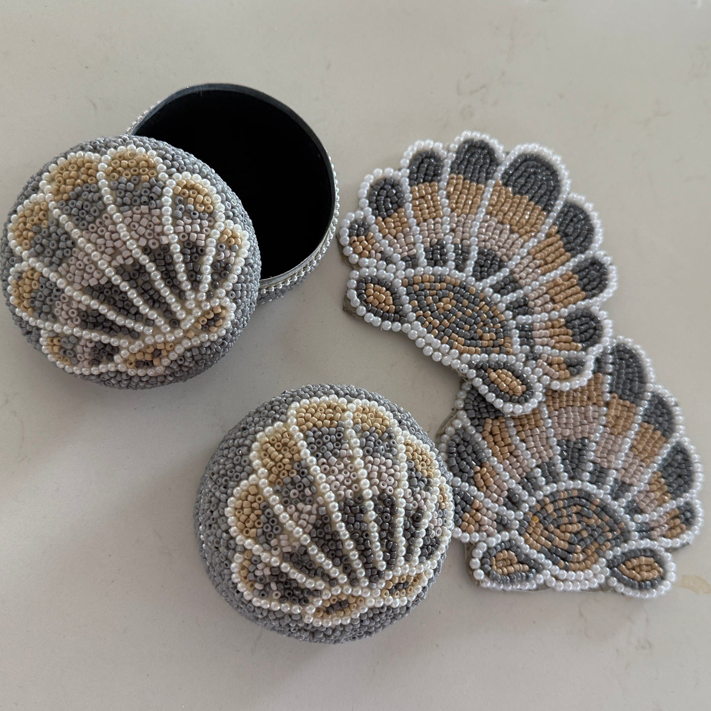 Beaded Gifting Box | Beaded | Clam