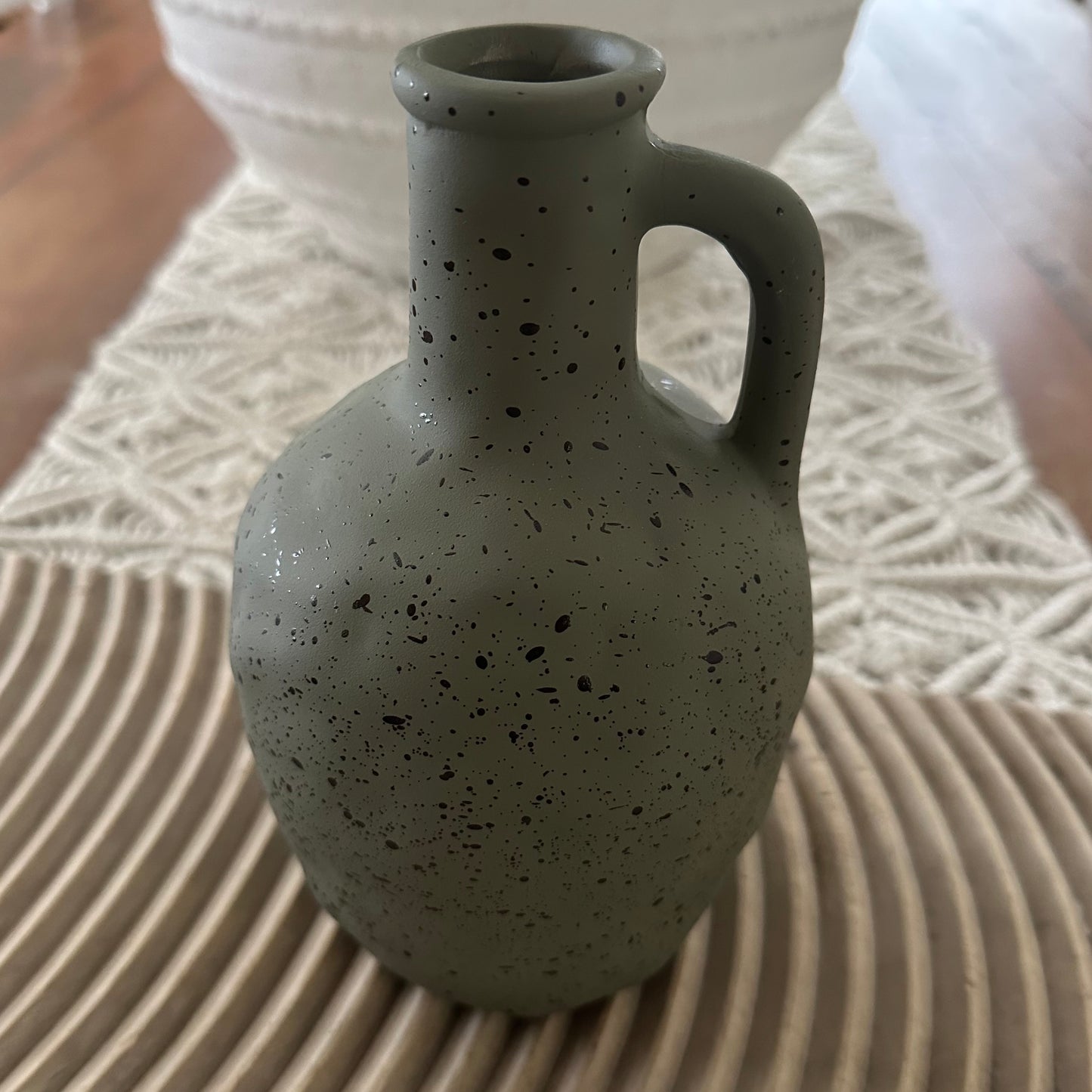 Amalfi Vertigree Rustic Urn | 3 Colours
