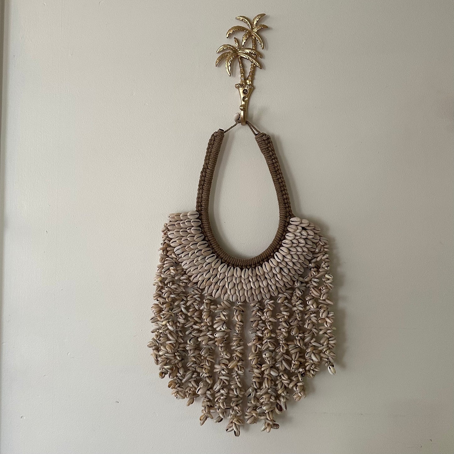 BoHo Papua Shell | Macrame | Necklace Wall hanging