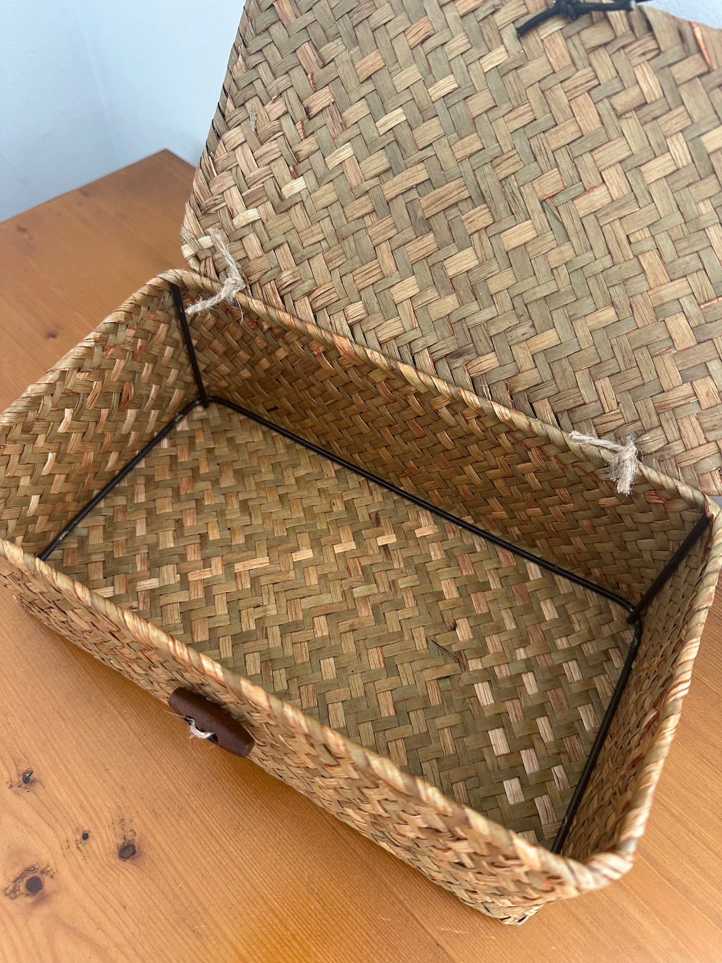 Island Rattan Storage Box w/- Lid | Natural