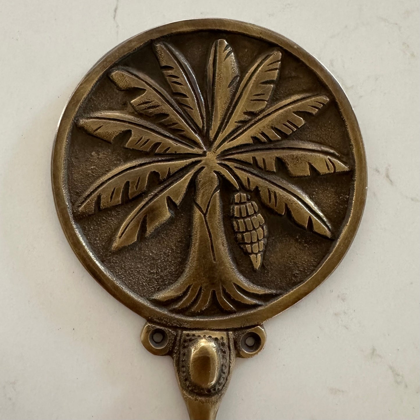 Brass Round Banana Palm Tree Wall Plaque/Hook