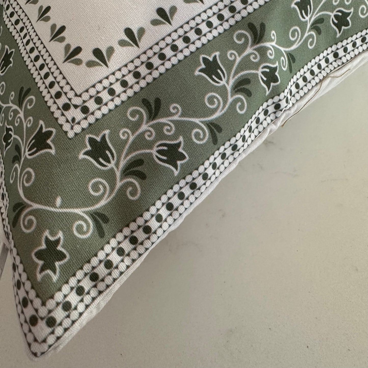 Imperial Palm Tree Cotton Cushion Cover | GREEN