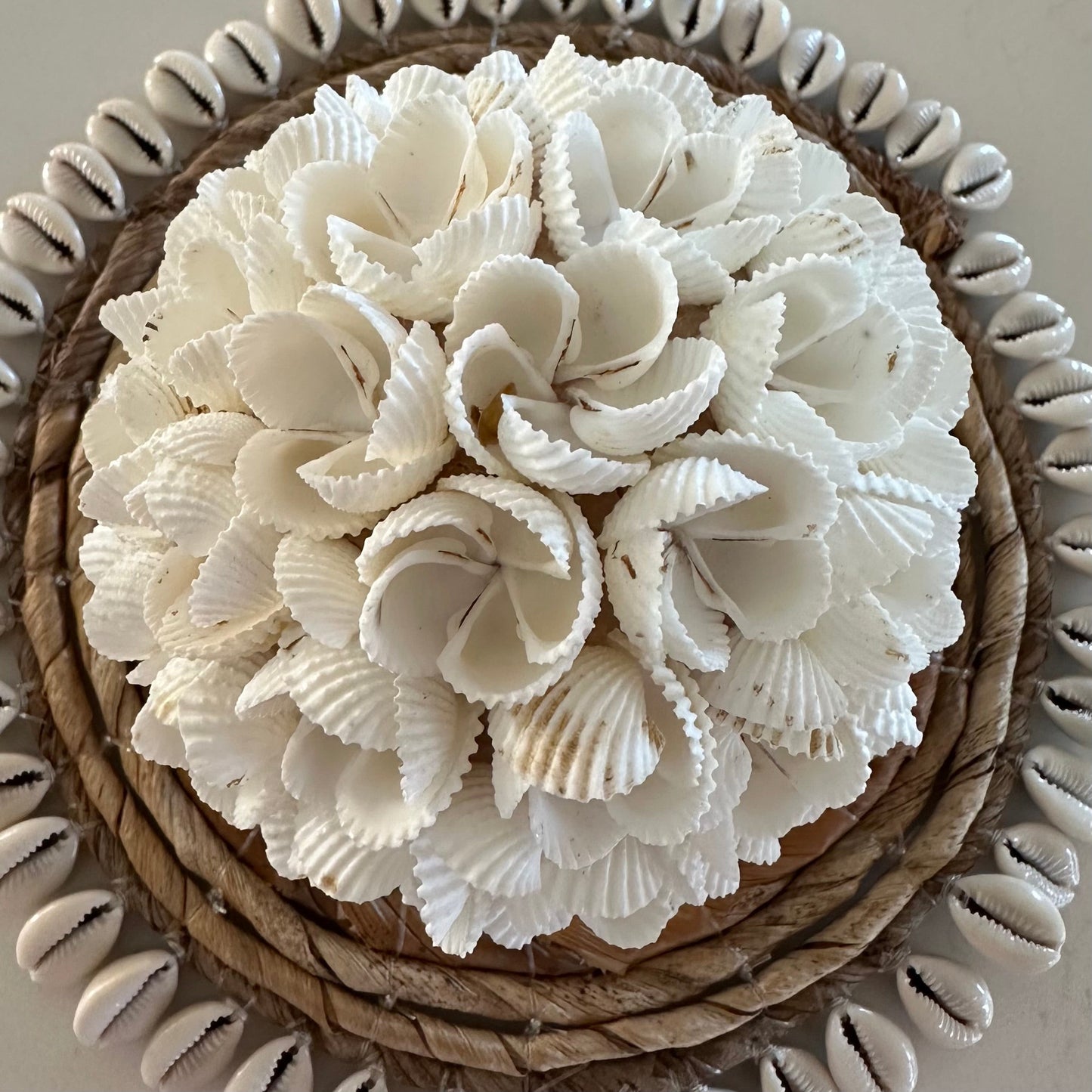 Shells Ball Small | Frangipani | SECOND | ONLY 1 AVAILABLE