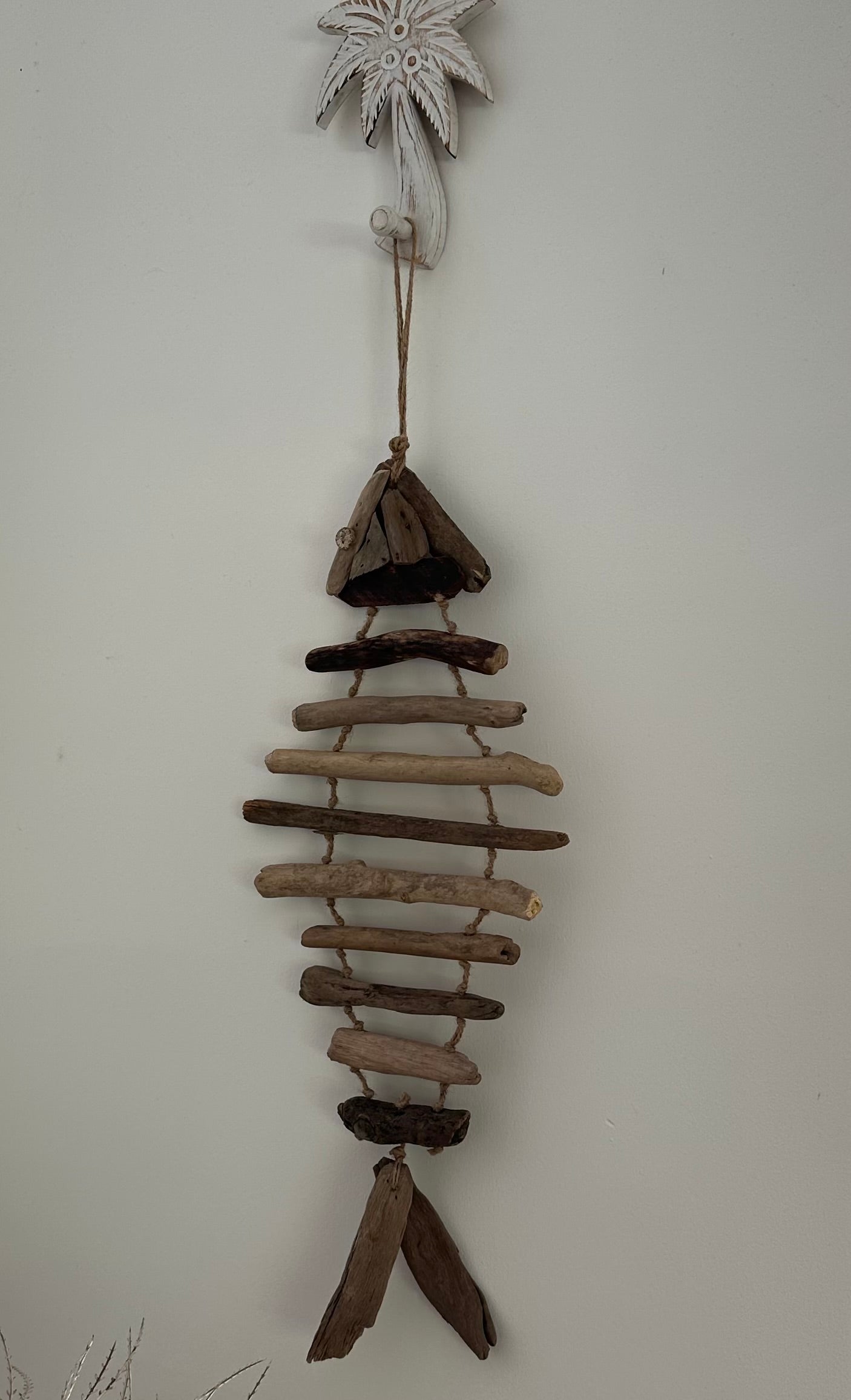 Coastal Driftwood Fish Garland | Hanging | Medium