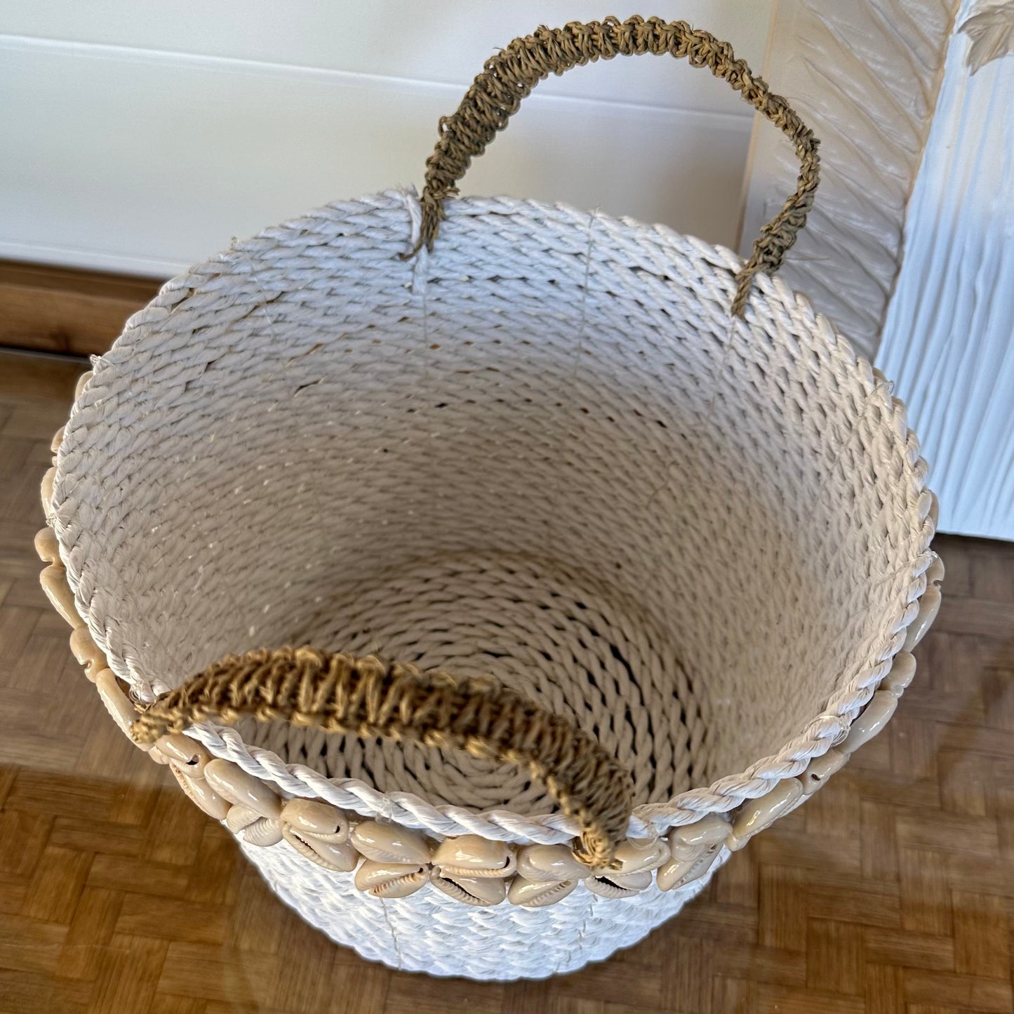 Natural Seagrass Basket | White | Cowrie