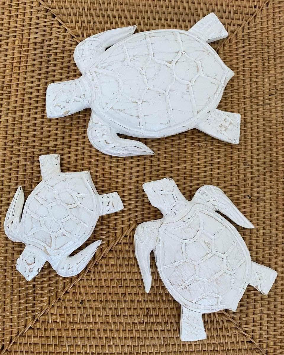 Coastal Turtles Wooden (set of 3) | White