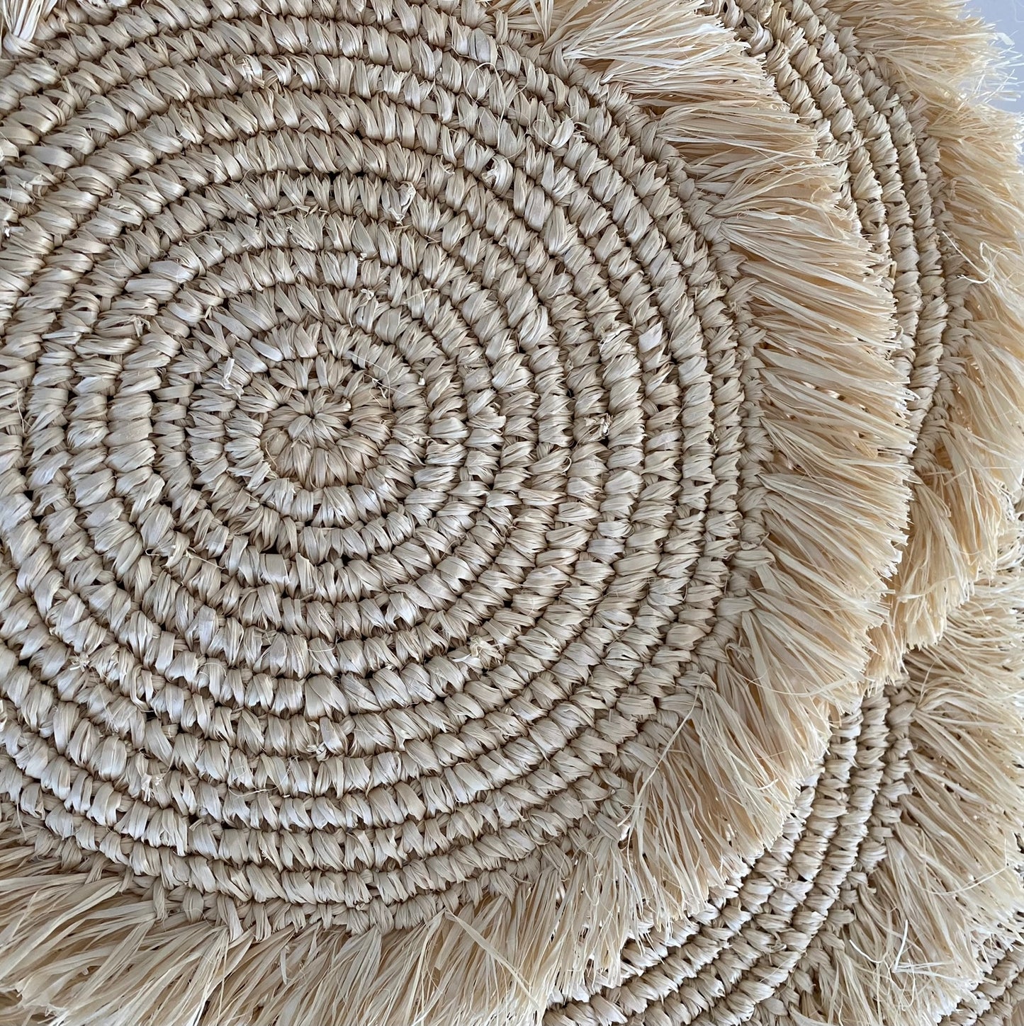 Tahiti Natural Woven Raffia with Fringe Placemat | Bleached