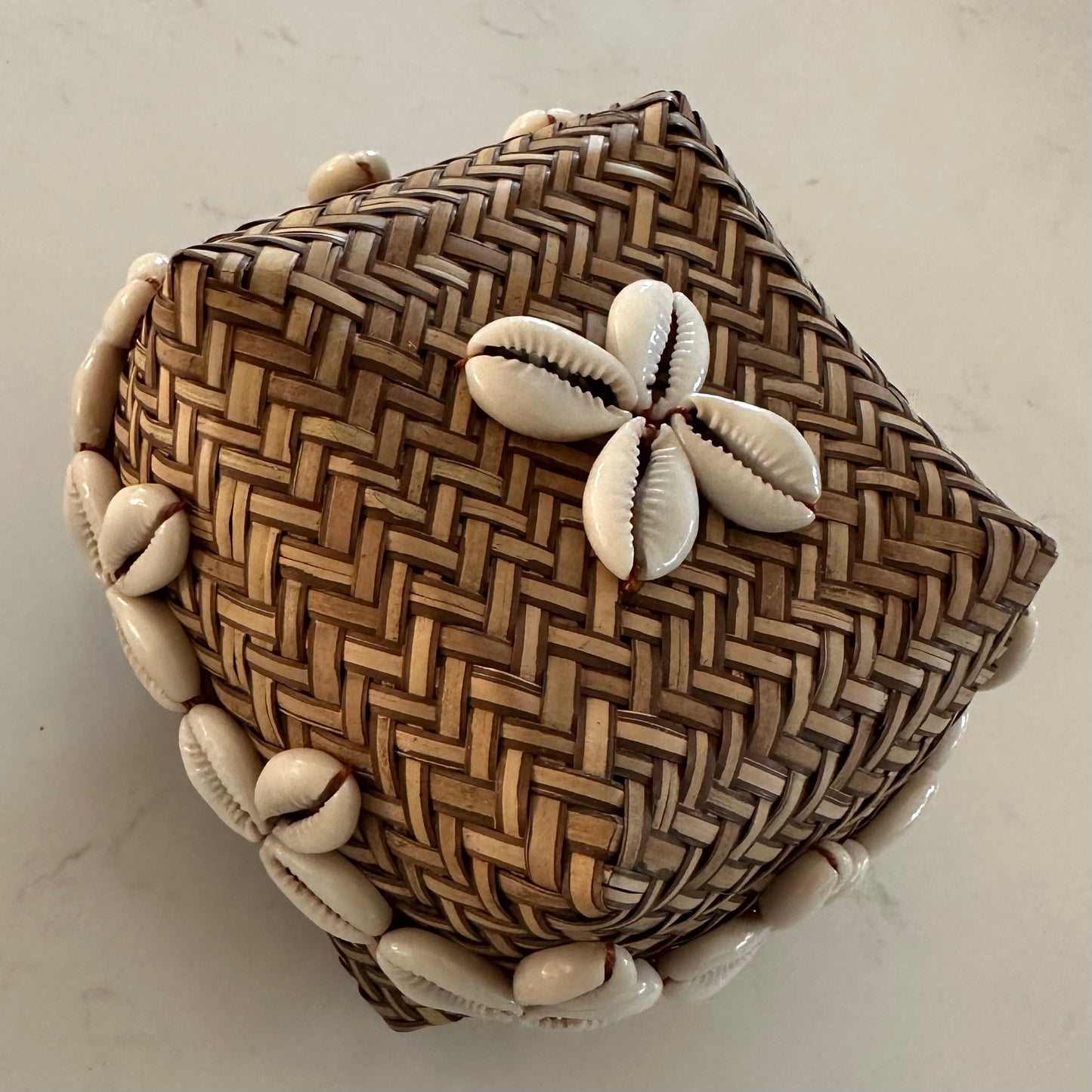 Balinese Gifting Box | STRAW COWRIE
