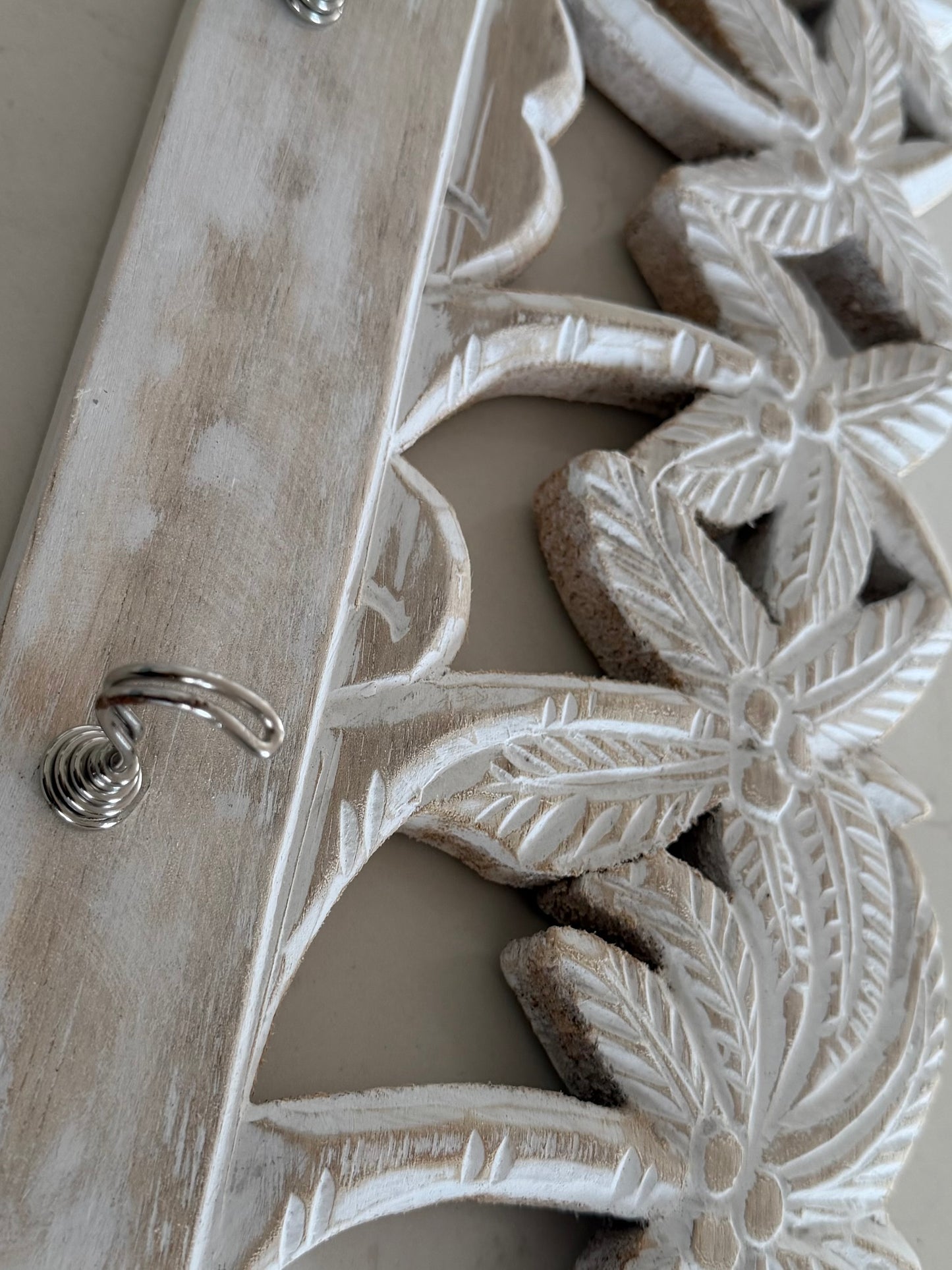 Palm Trees Carved Whitewashed Wooden Wall Hook | 3 Hooks