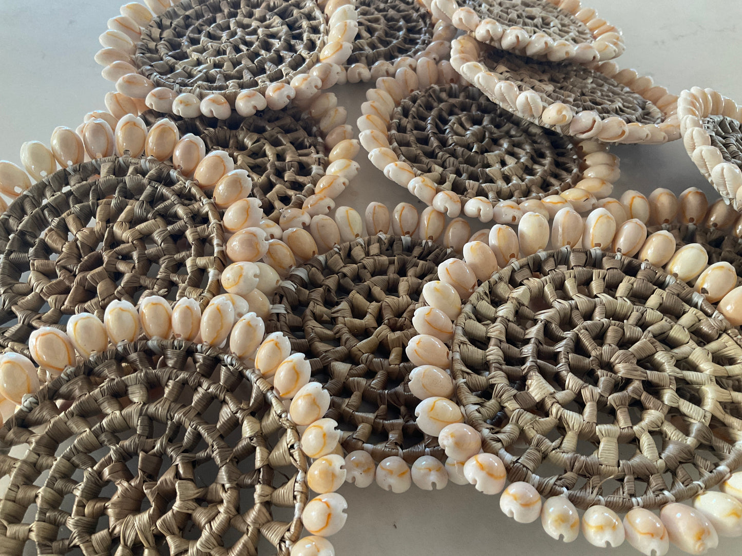 Natural Raffia & Shell | Coaster
