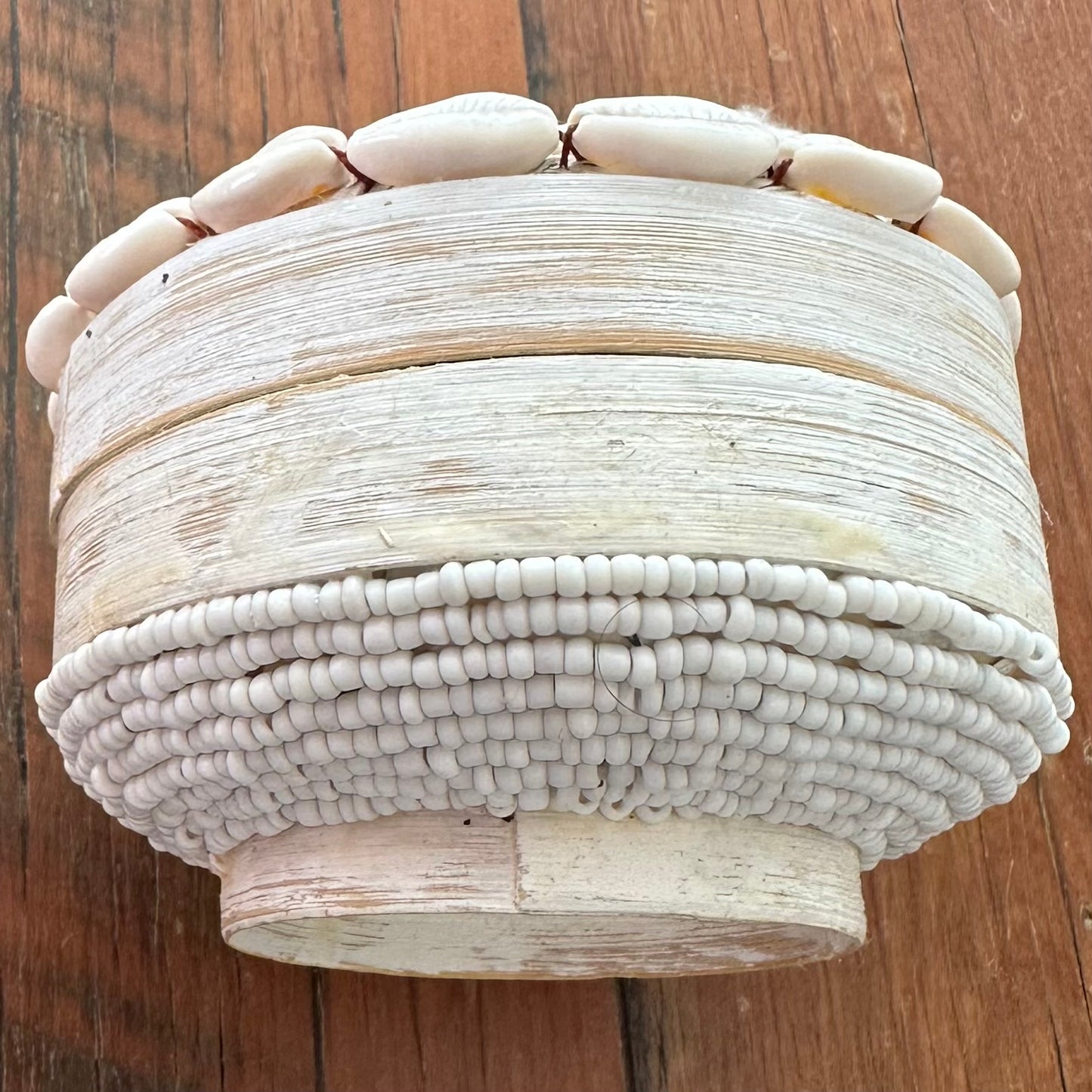 Balinese Gifting Box | Medium | Beaded | Cowrie