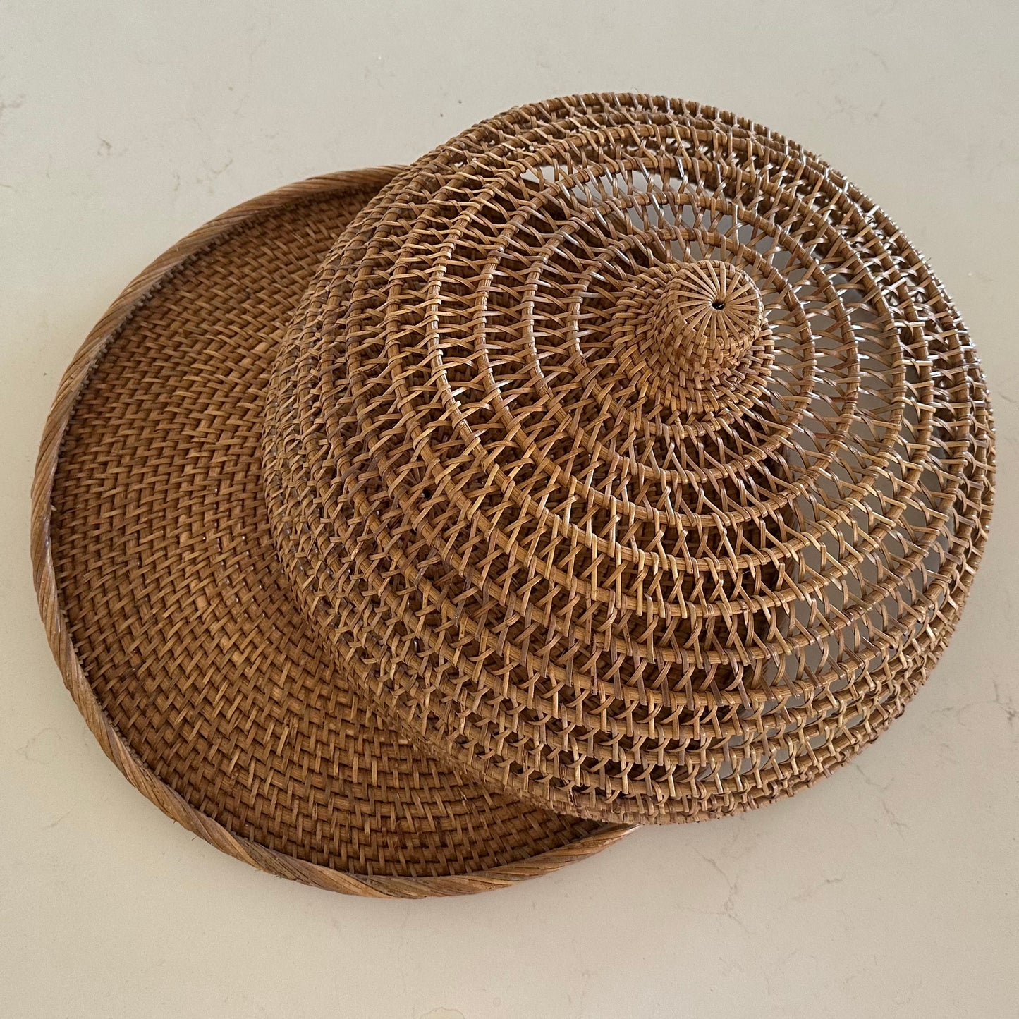 Hamptons Rattan Tray + Cover | Honey Tan | Large | NEW ARRIVAL