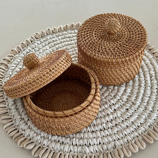 Hamptons Rattan Box w/- Lid | Round | Small | RE STOCKED