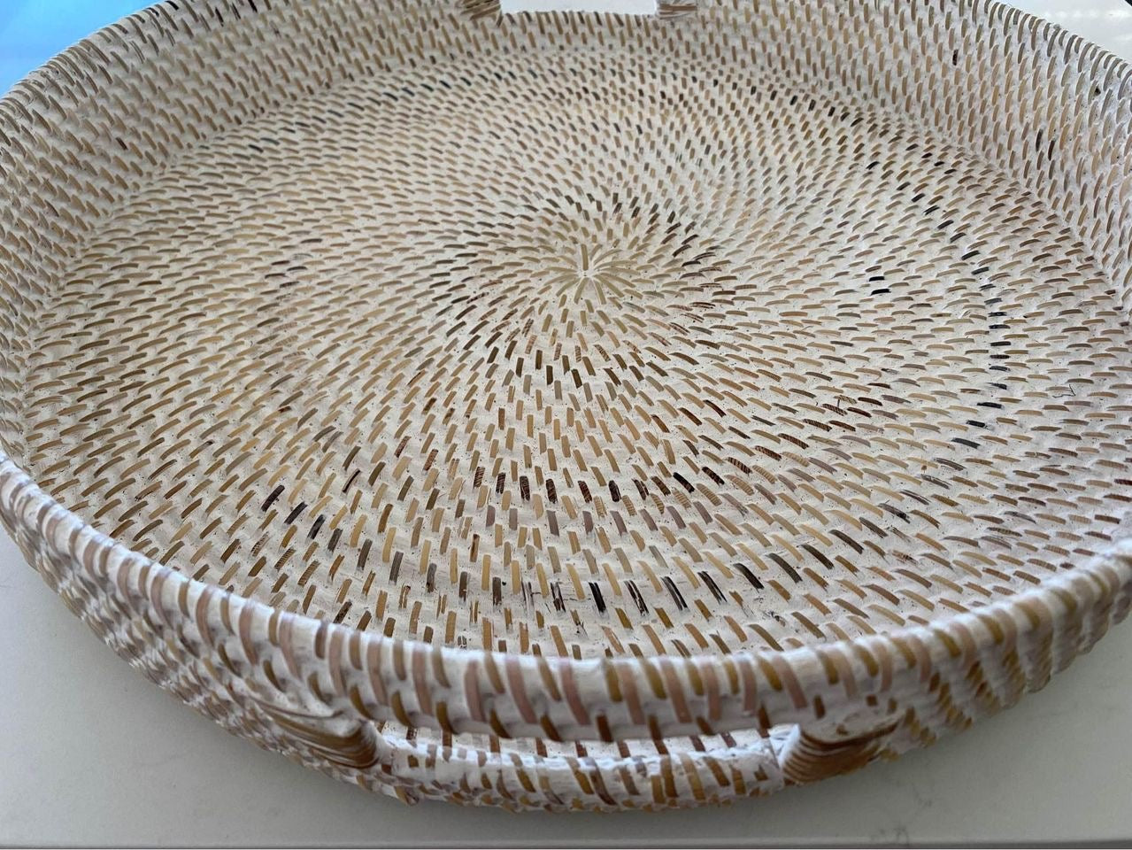 Hamptons Rattan Trays - Round | Whitewashed | 2 sizes