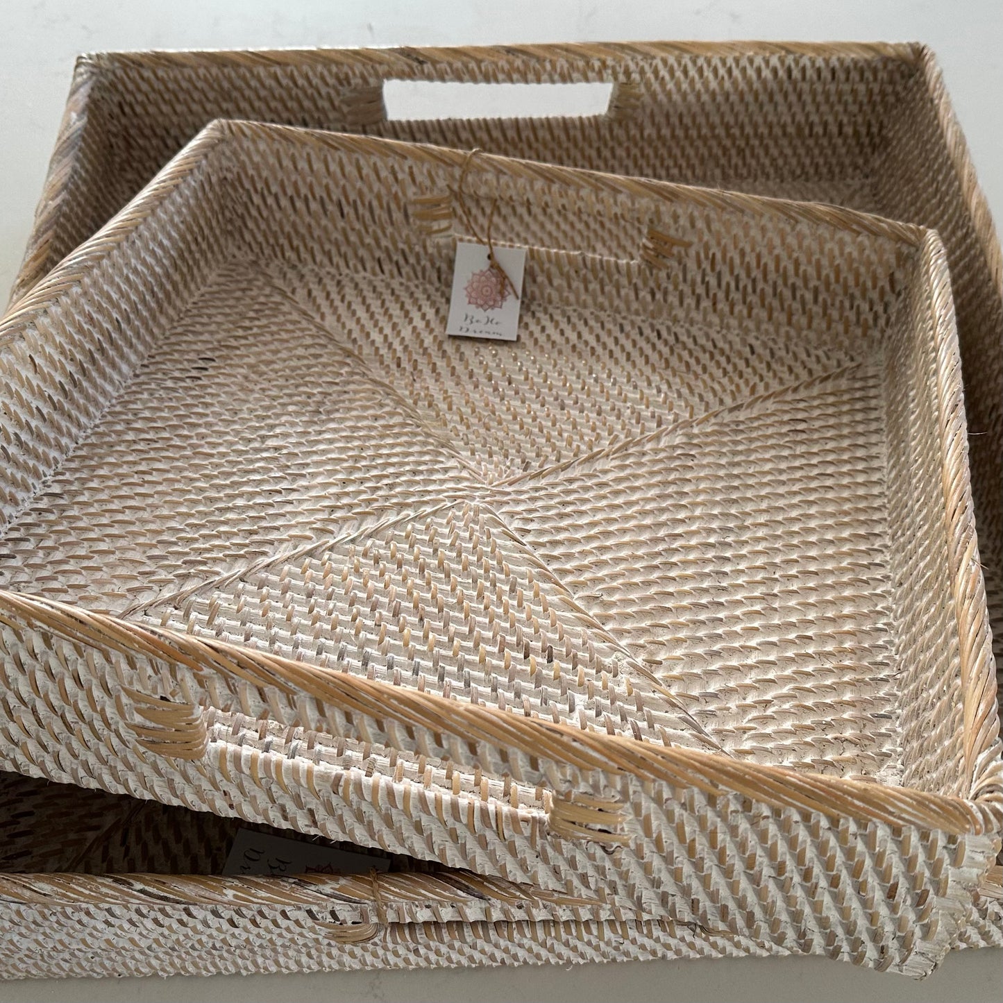 Hamptons Rattan Tray - Square Whitewashed | Medium