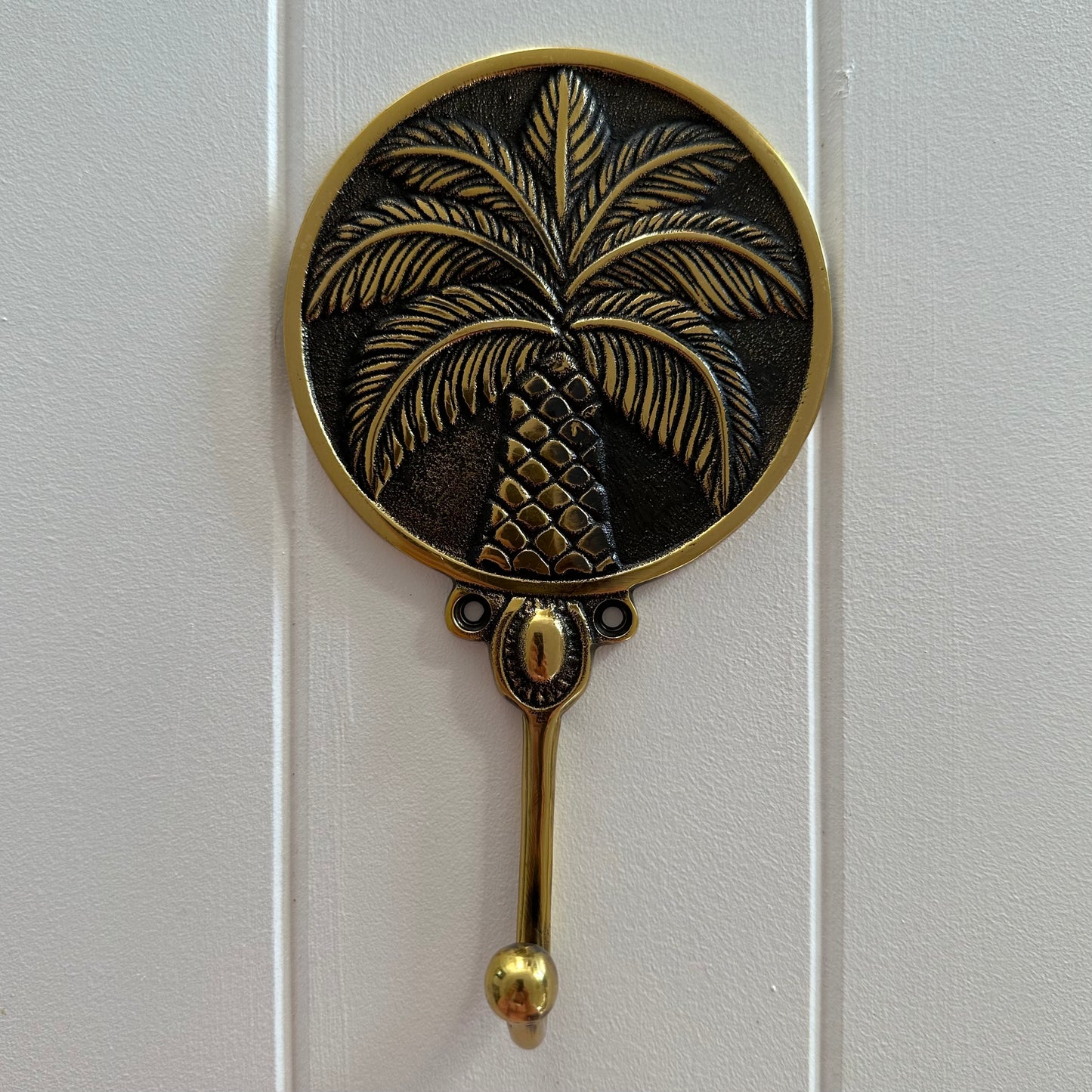 Brass Round Palm Tree Wall Plaque/Hook