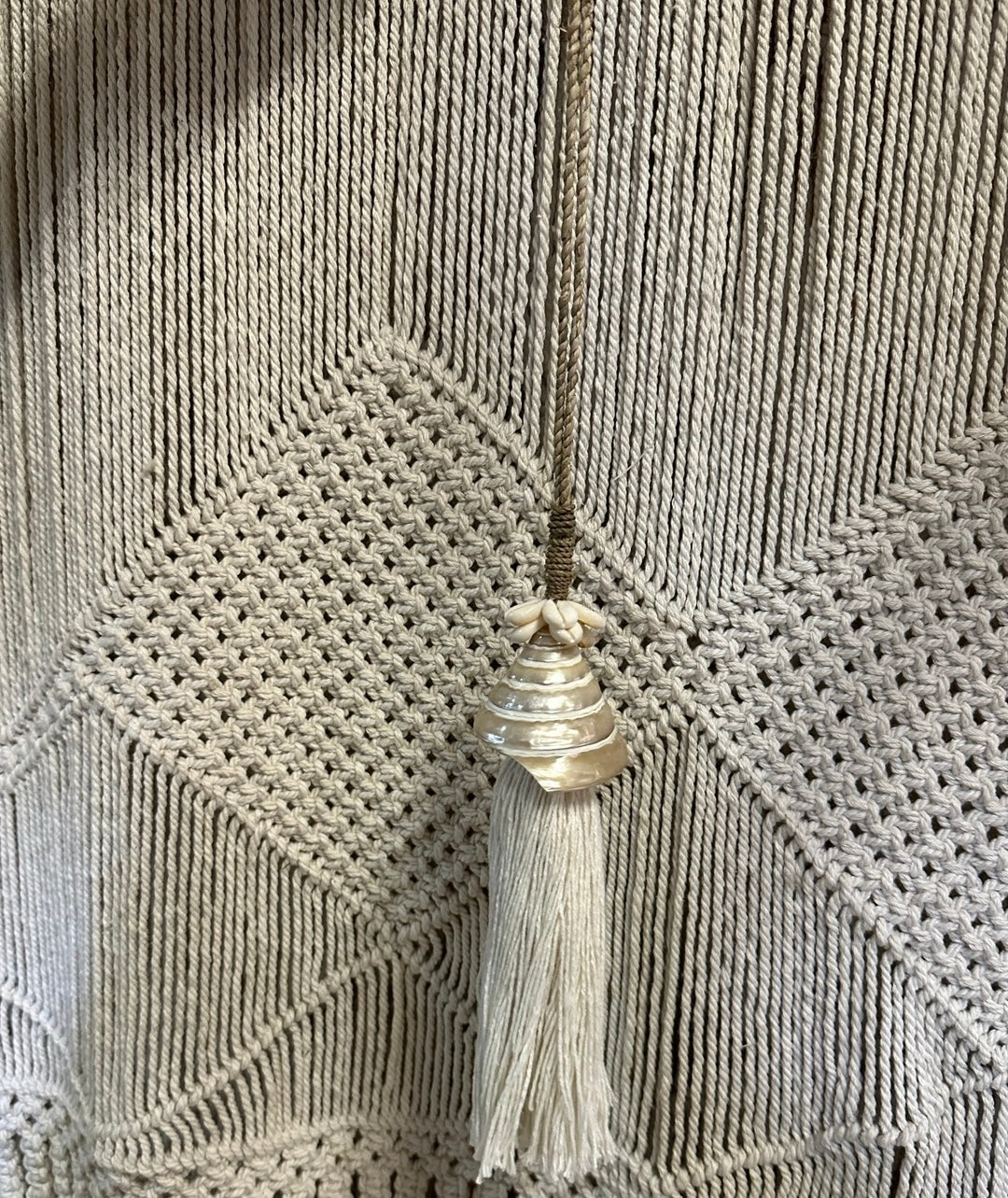 Coastal Maui Tassel | Shell | Curtain Tie Back