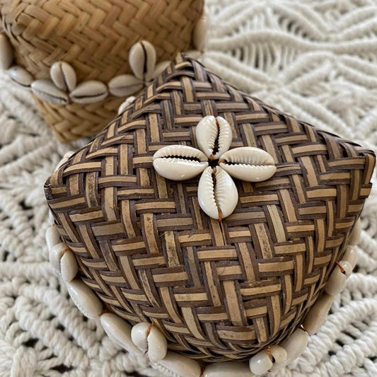 Balinese Gifting Box | STRAW COWRIE