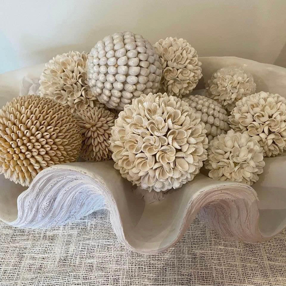 Shells Ball | Frangipani | 3 Sizes