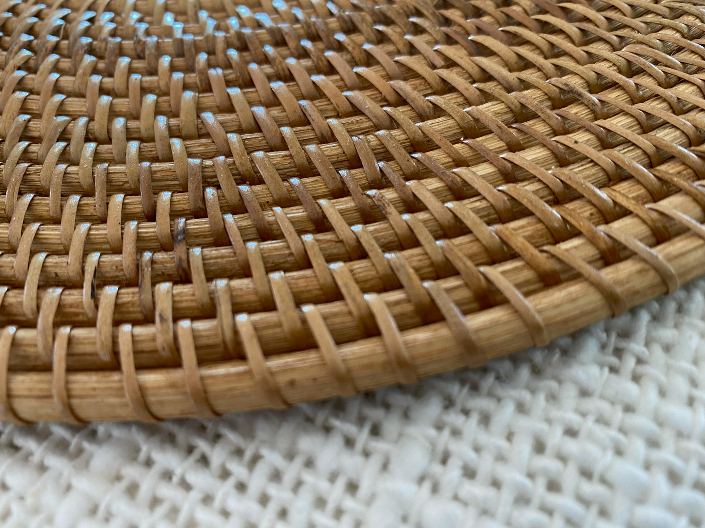 Rattan Placemat | 35cm | Chocolate | Honey/Tan |