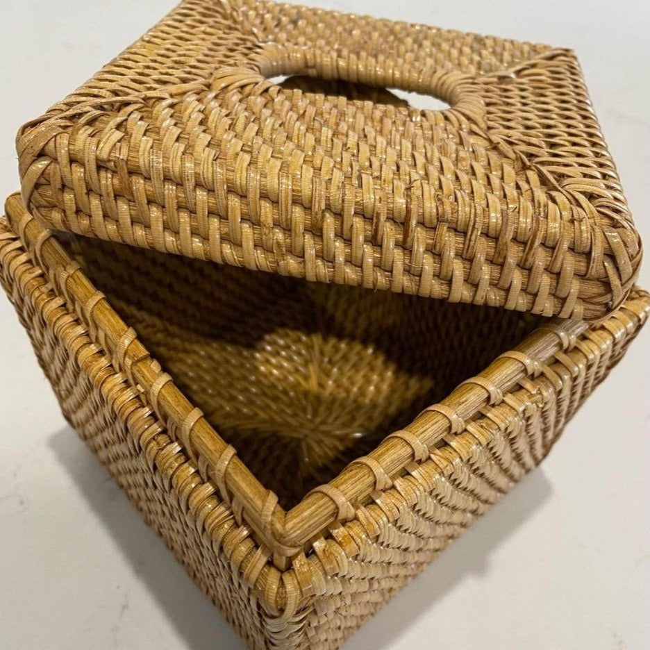 Hamptons Rattan Tissue Box | Honey Tan | 2 sizes